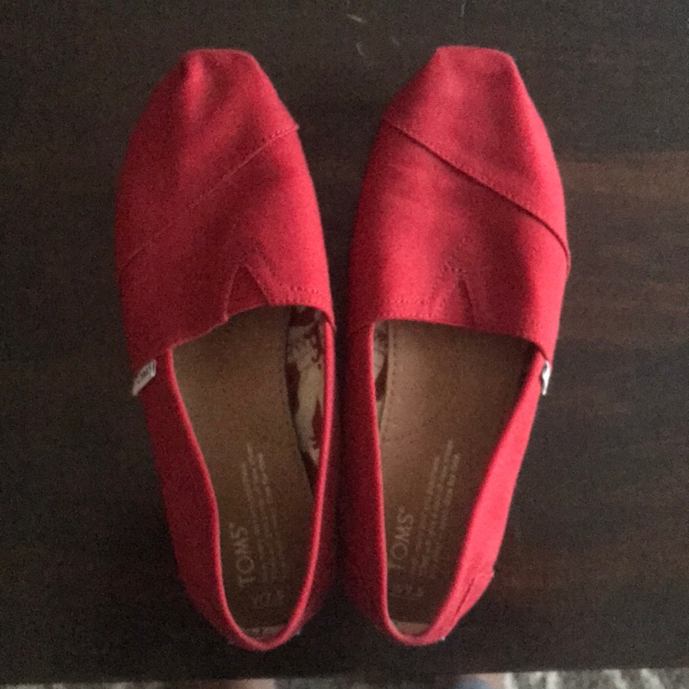Toms shoes